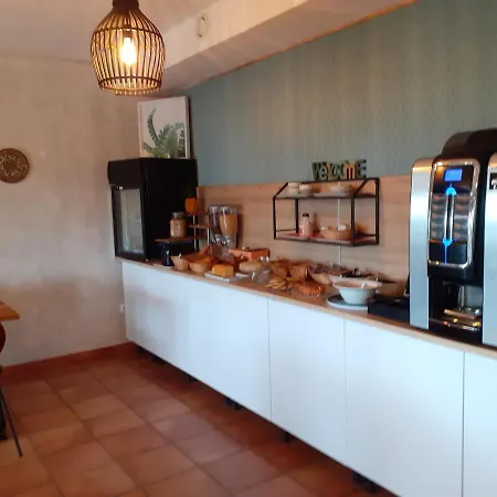 Hotel Athena