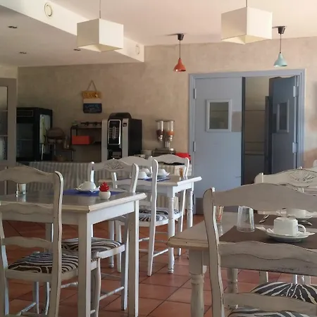 Hotel Athena